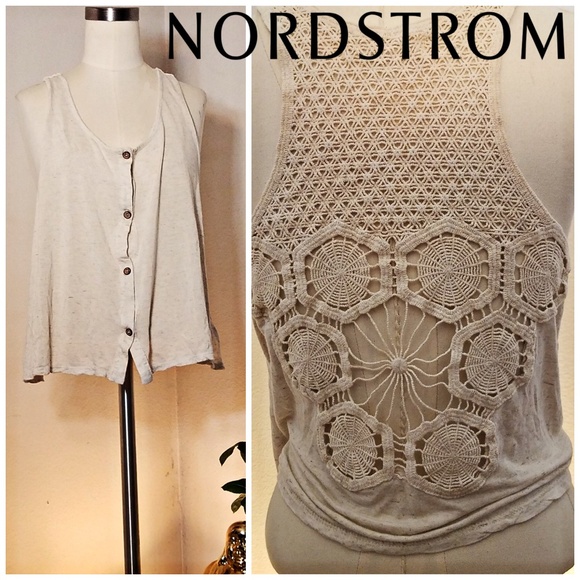 painted threads Tops - SALE 3 for $20 Nordstrom button crochet crop top